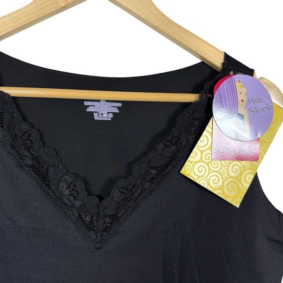 NWT Spanx Women’s Hide & Sleek V-Neck Lace Shapewear Cami Black Size 3X - Picture 4 of 7
